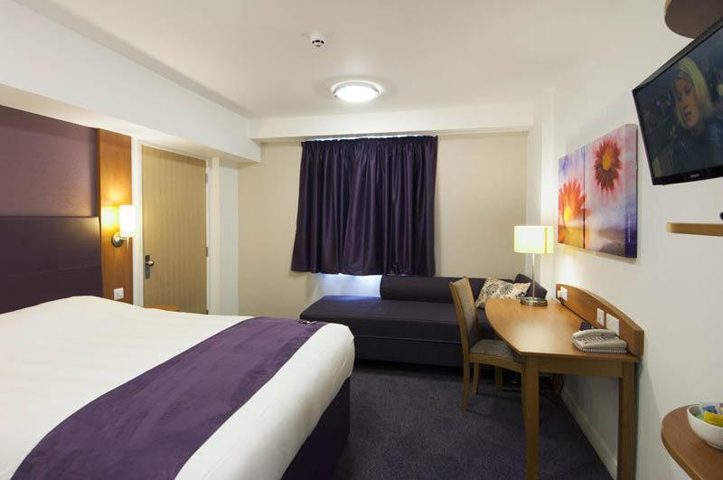 Premier Inn Sheffield City Centre Exterior foto